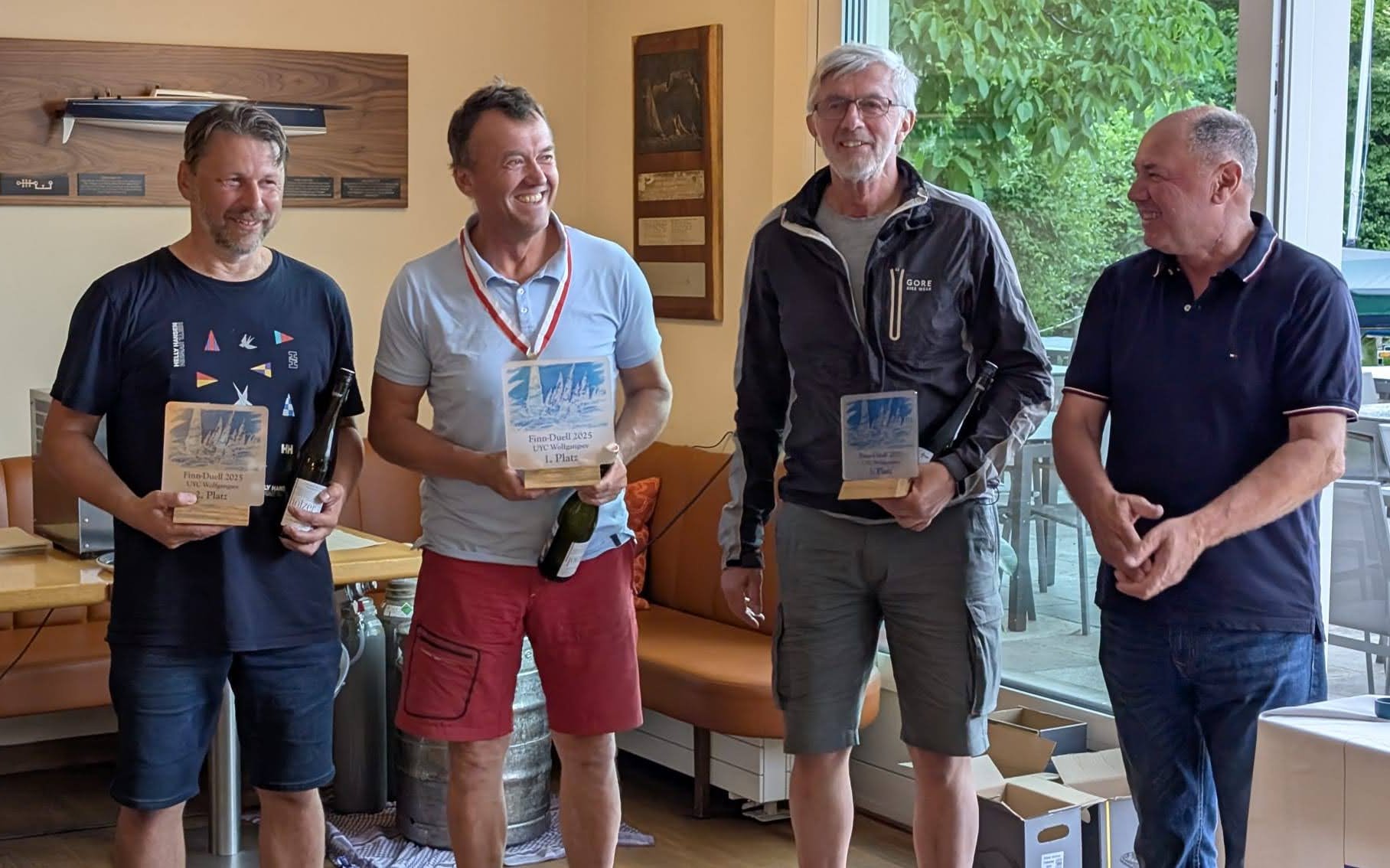 podium finn duell25
